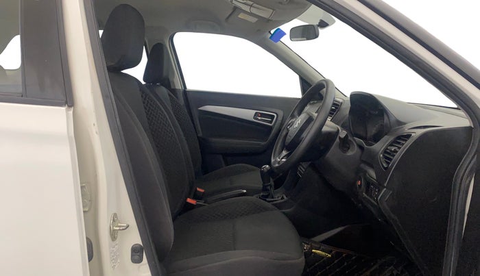 2021 Maruti Vitara Brezza ZXI, Petrol, Manual, 43,887 km, Right Side Front Door Cabin
