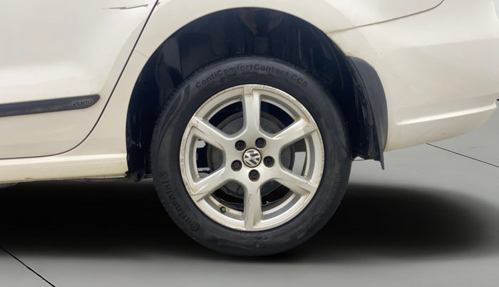 2014 Volkswagen Vento HIGHLINE 1.6 MPI, Petrol, Manual, 64,278 km, Left Rear Wheel