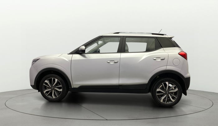 2019 Mahindra XUV300 W8 (O) 1.5 DIESEL, Diesel, Manual, 79,741 km, Left Side