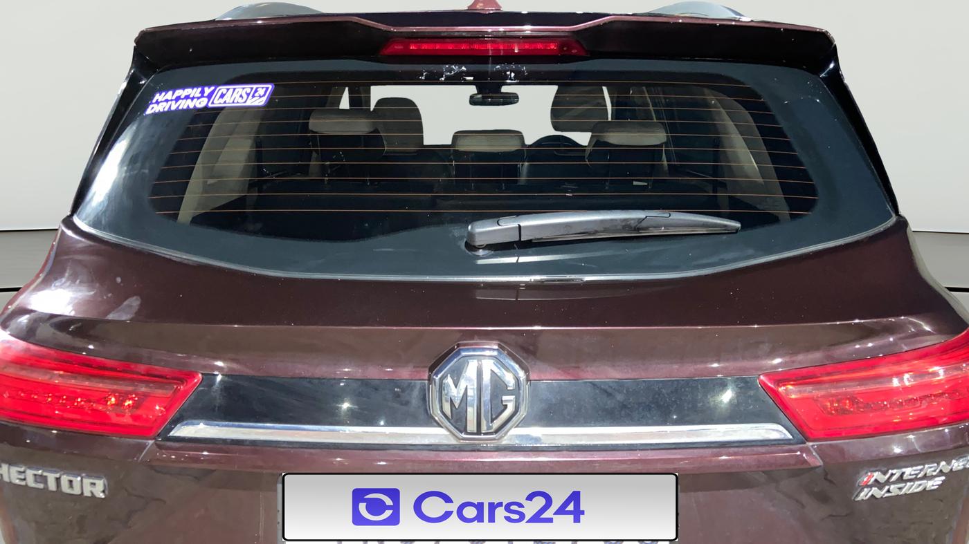 2021 MG HECTOR SHARP 1.5 PETROL CVT, Petrol, Automatic, 42,407 km, Rear Windshield