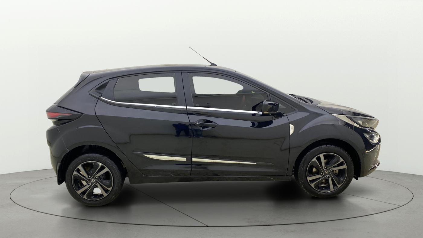2022 Tata ALTROZ XZA PLUS DARK EDTION, Petrol, Automatic, 38,839 km, Right Side View