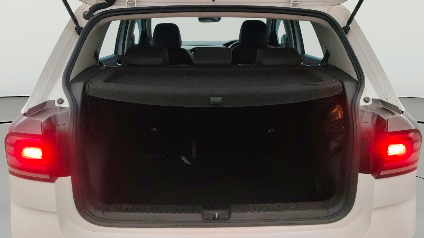 2023 Volkswagen TAIGUN  Topline 1.0 TSI AT (Electric Seats), Petrol, Automatic, 28,799 km, Boot Open Zoomed View
