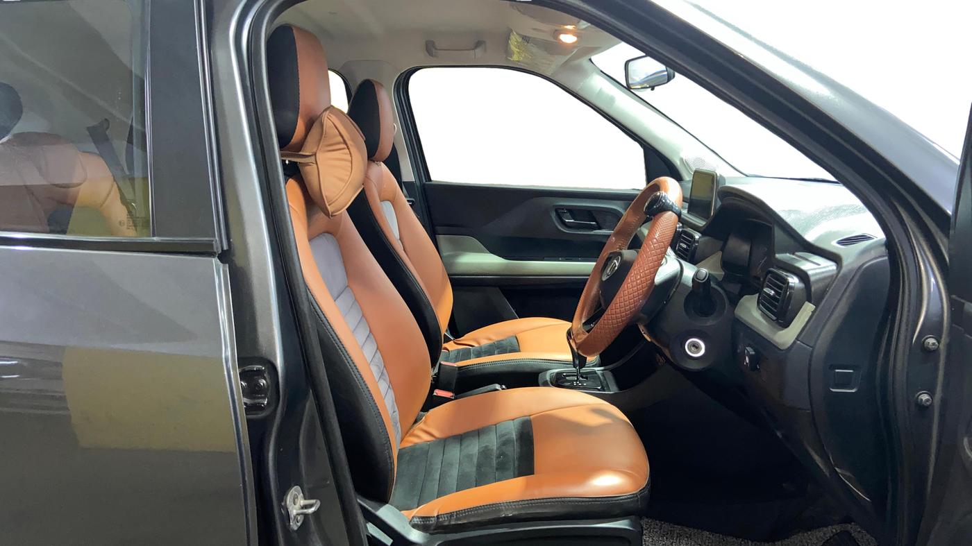 2021 Tata PUNCH ADVENTURE AMT, CNG, Automatic, 69,523 km, Right Side Front Door Cabin