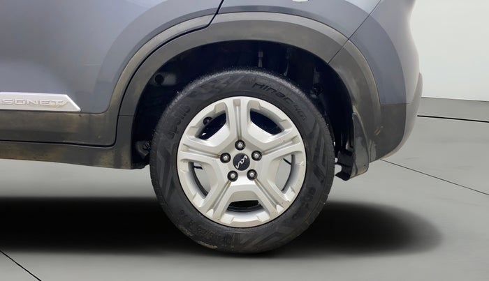 2023 KIA SONET HTK PLUS 1.0 IMT, Petrol, Manual, 32,515 km, Left Rear Wheel