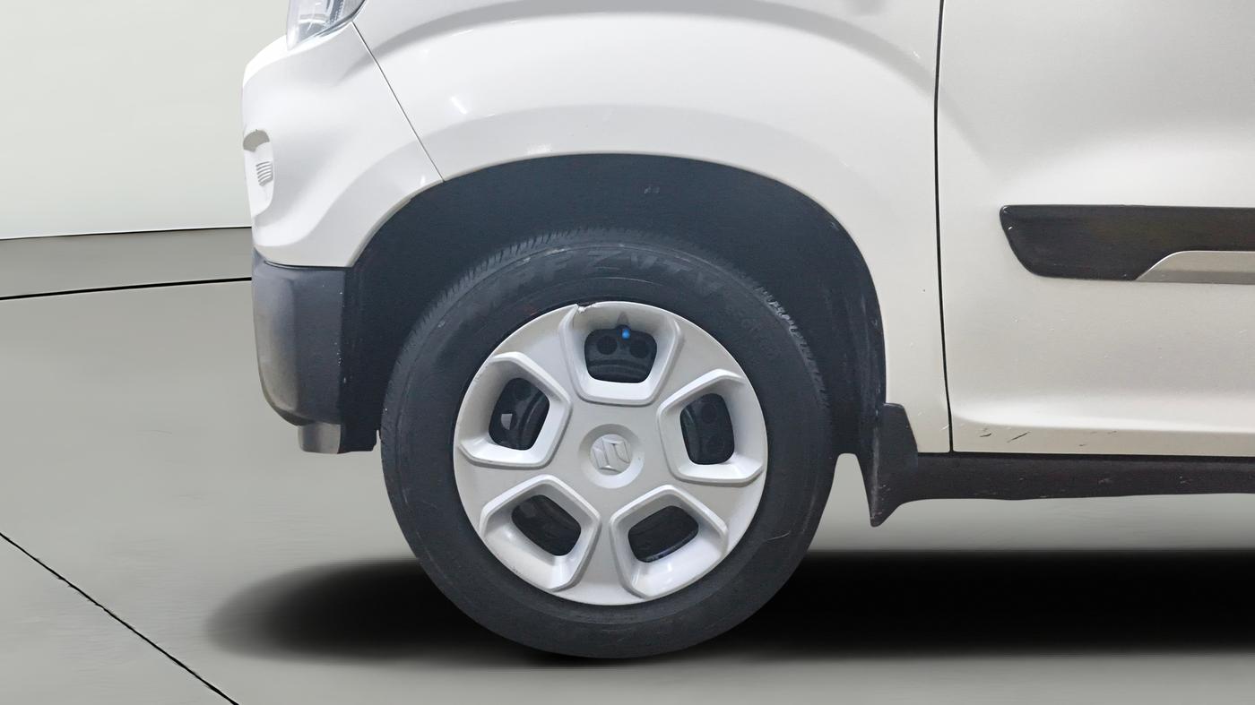 2022 Maruti S PRESSO VXI S-CNG, CNG, Manual, 27,008 km, Left Front Wheel