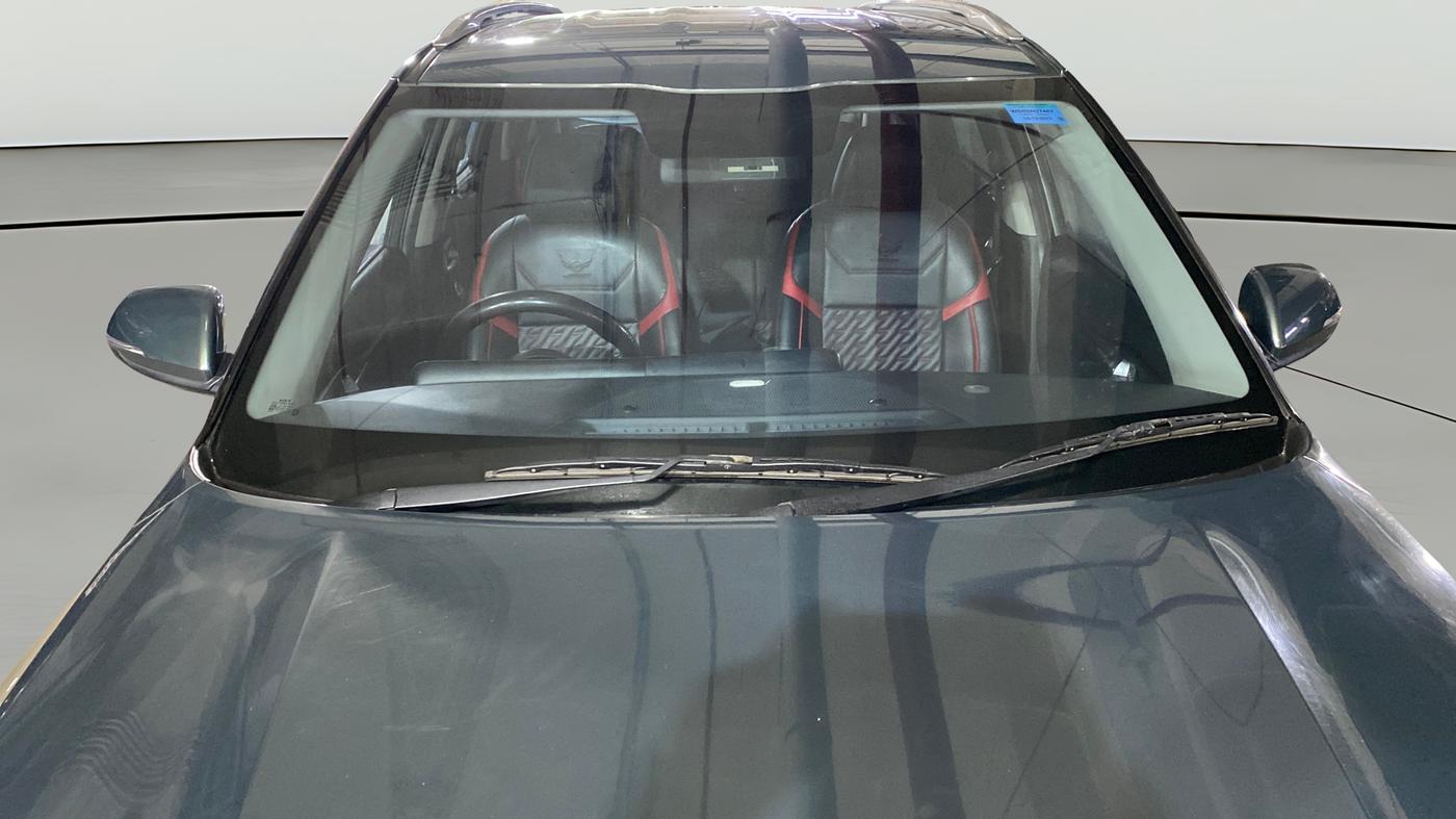 2023 KIA SELTOS  HTK 1.5 PETROL MT, Petrol, Manual, 31,073 km, Front Windshield