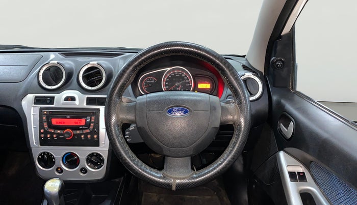 2015 Ford Figo TITANIUM 1.4 DIESEL, Diesel, Manual, 99,241 km, Steering Wheel Close Up