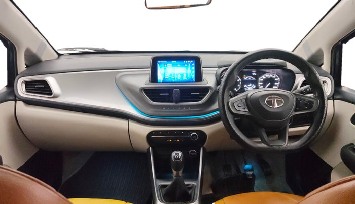 2023 Tata ALTROZ XZ DIESEL, Diesel, Manual, 25,207 km, Dashboard