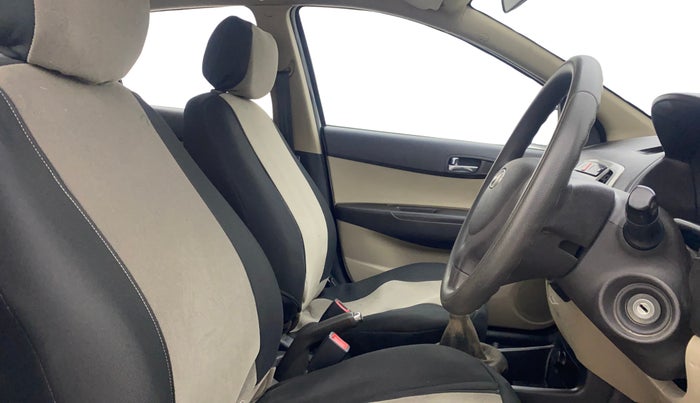 2013 Hyundai i20 ERA 1.2, Petrol, Manual, 77,686 km, Right Side Front Door Cabin