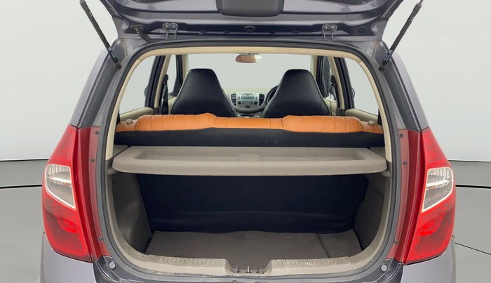 2016 Hyundai i10 SPORTZ 1.1, Petrol, Manual, 56,616 km, Boot Open Zoomed View