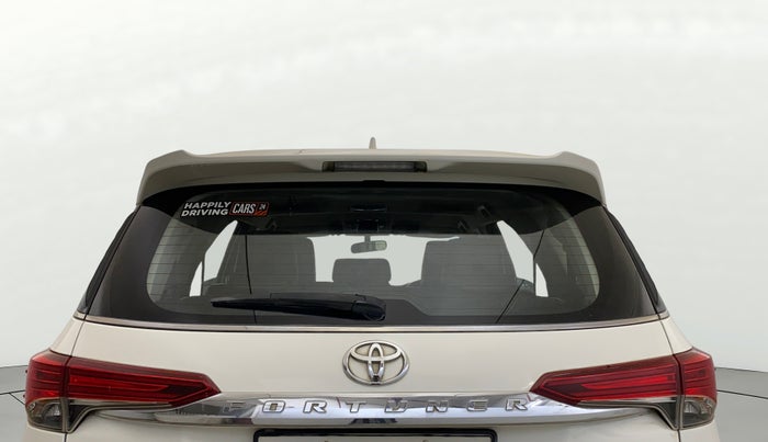 2018 Toyota Fortuner 2.8 4X2 MT, Diesel, Manual, 1,38,251 km, Rear Windshield