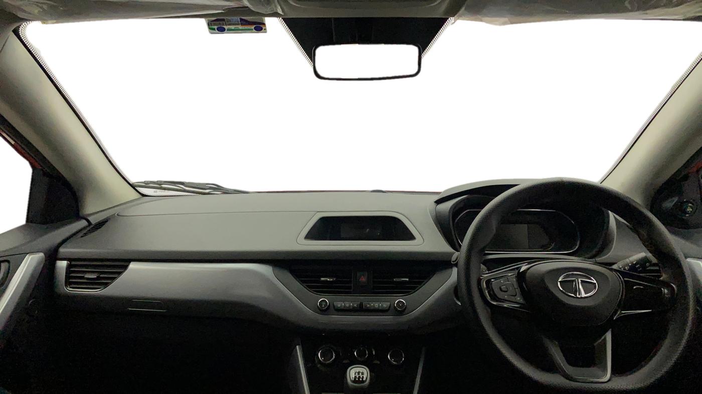 2020 Tata NEXON XM SUNROOF PETROL, Petrol, Manual, 27,588 km, Dashboard