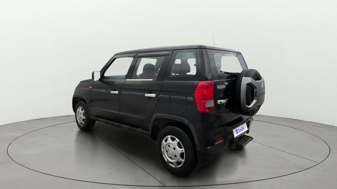 2023 Mahindra BOLERO NEO N 8, Diesel, Manual, 13,493 km, Left Back Diagonal