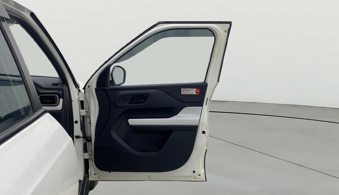 2023 Tata PUNCH ACCOMPLISHED AMT, Petrol, Automatic, 18,070 km, RHS Front Door