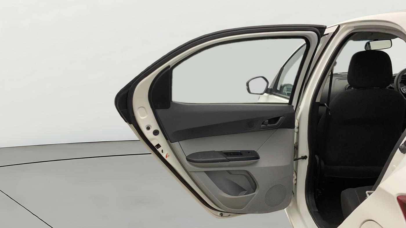 2024 Tata Tiago XTA PETROL, Petrol, Automatic, 20,759 km, LHS Rear Door