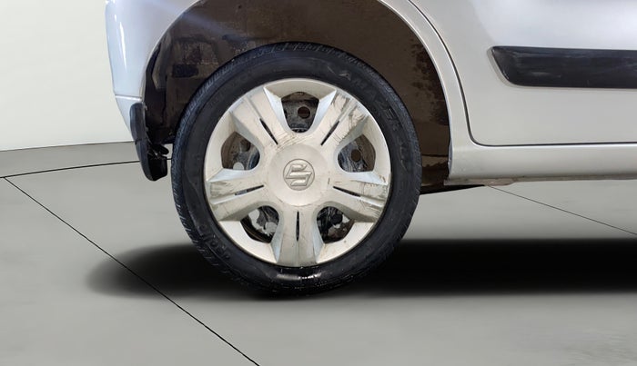 2017 Maruti Wagon R 1.0 VXI, Petrol, Manual, 41,392 km, Right Rear Wheel