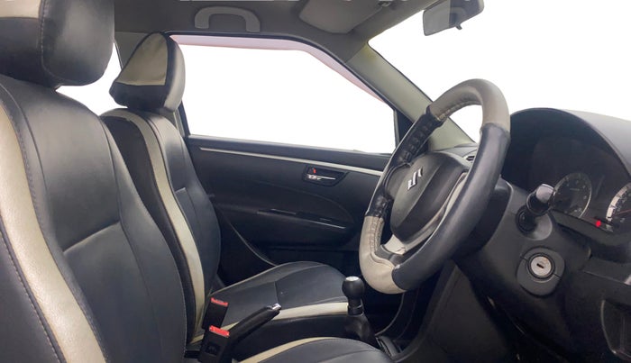 2012 Maruti Swift VDI, Diesel, Manual, 1,47,682 km, Right Side Front Door Cabin