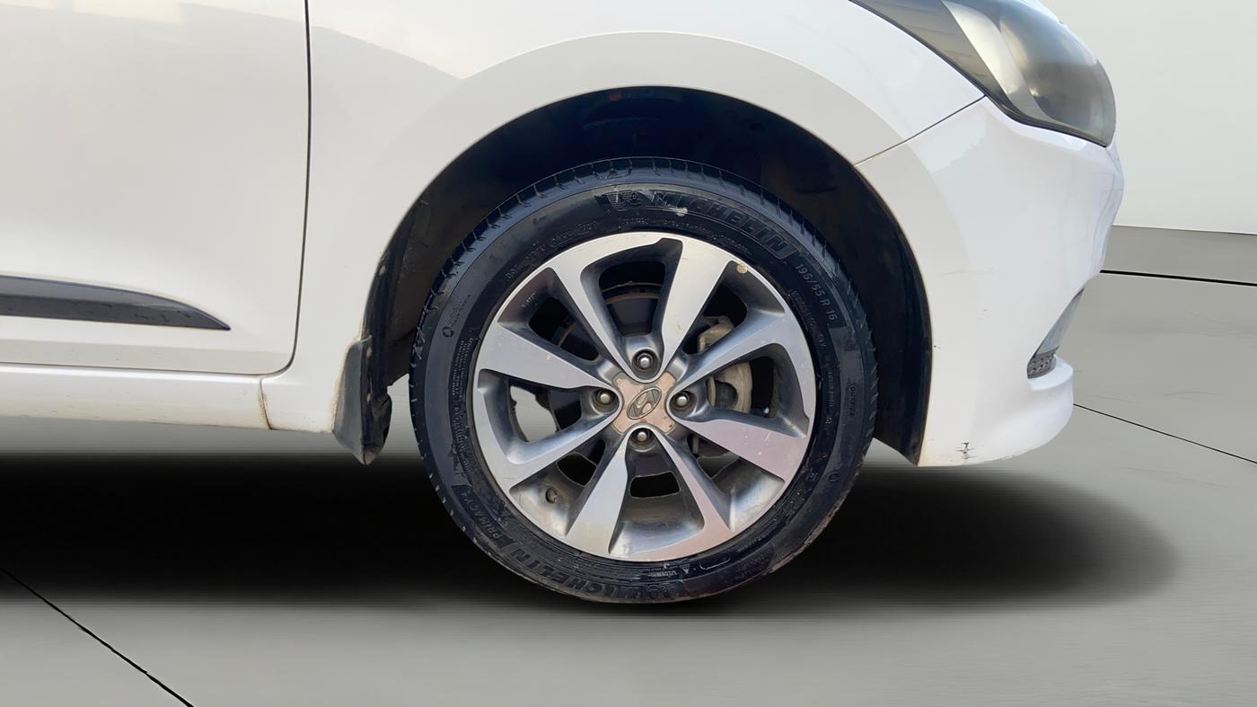 2015 Hyundai Elite i20 ASTA 1.4 CRDI, Diesel, Manual, 80,176 km, Right Front Wheel