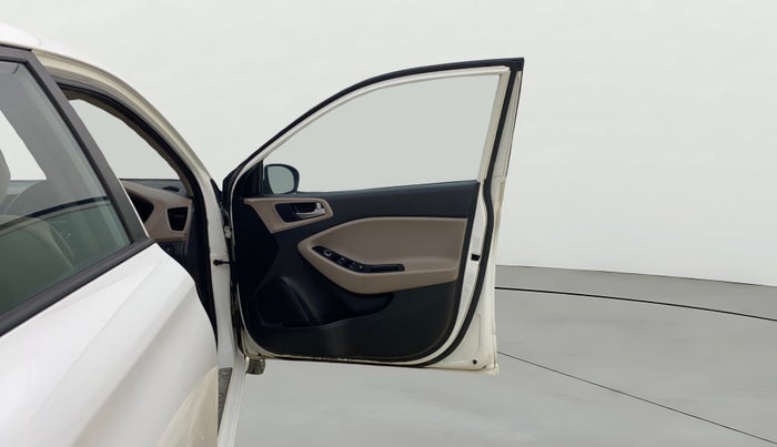 2019 Hyundai Elite i20 MAGNA PLUS 1.2, CNG, Manual, 95,276 km, RHS Front Door