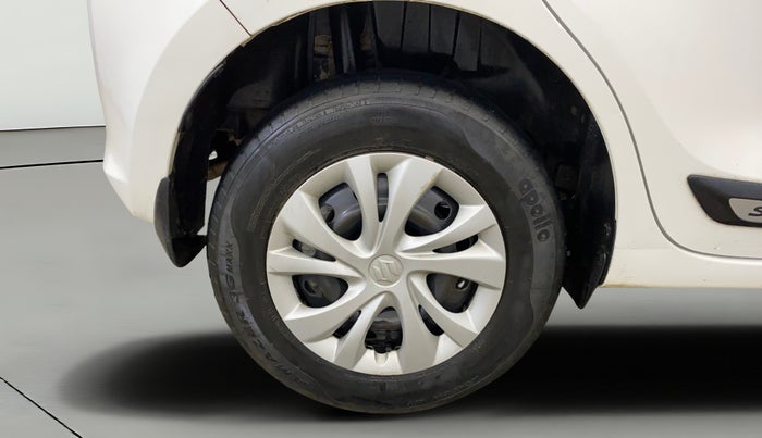 2022 Maruti Swift VXI, Petrol, Manual, 33,712 km, Right Rear Wheel