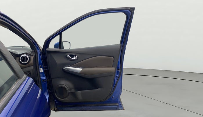 2019 Nissan Kicks XV PREMIUM DIESEL, Diesel, Manual, 65,368 km, RHS Front Door