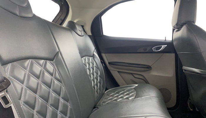 2017 Tata Tiago XZ PETROL, Petrol, Manual, 27,861 km, Right Side Rear Door Cabin
