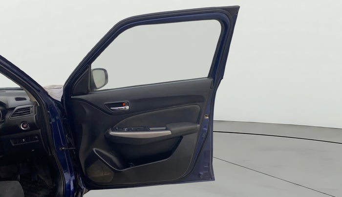 2021 Maruti Swift ZXI, Petrol, Manual, 59,321 km, RHS Front Door