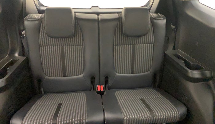 2023 KIA CARENS PRESTIGE 1.5 PETROL 7 STR, Petrol, Manual, 2,787 km, Third Seat Row ( optional )