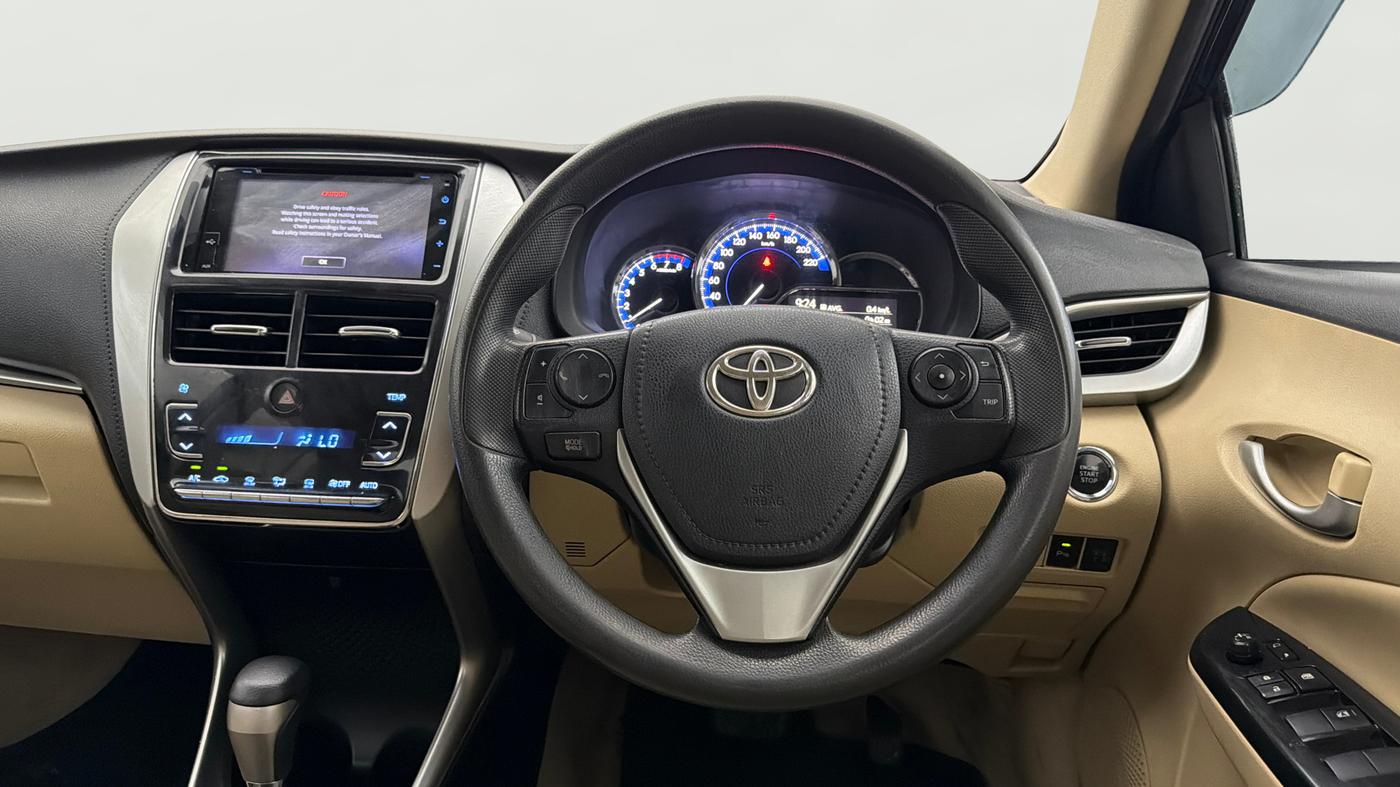 2018 Toyota YARIS G CVT, Petrol, Automatic, 1,09,066 km, Steering Wheel Close Up