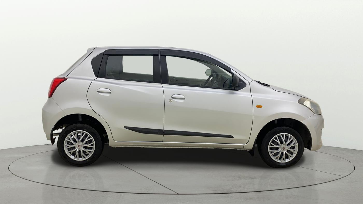 2016 Datsun Go T, Petrol, Manual, 47,359 km, Right Side View