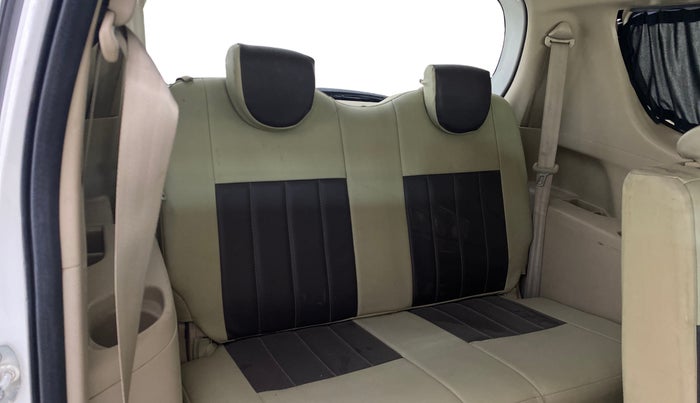 2015 Maruti Ertiga ZXI, CNG, Manual, 1,37,764 km, Third Seat Row ( optional )