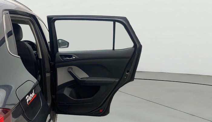 2022 Skoda KUSHAQ STYLE 1.0L TSI MT, Petrol, Manual, 29,188 km, RHS Rear Door