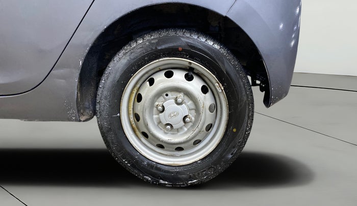 2018 Hyundai Eon ERA +, Petrol, Manual, 59,181 km, Left Rear Wheel