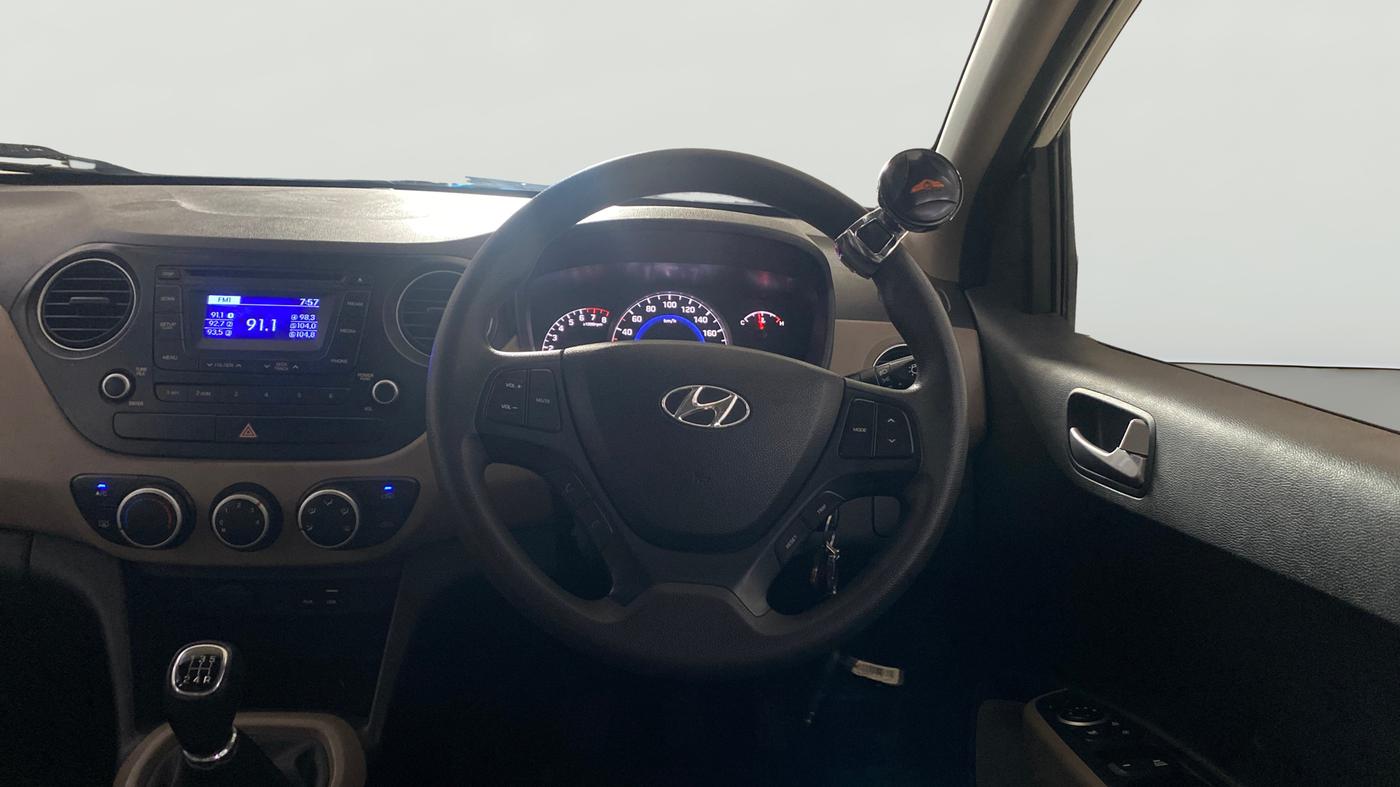 2016 Hyundai Grand i10 SPORTZ 1.2 KAPPA VTVT, Petrol, Manual, 28,301 km, Steering Wheel Close Up