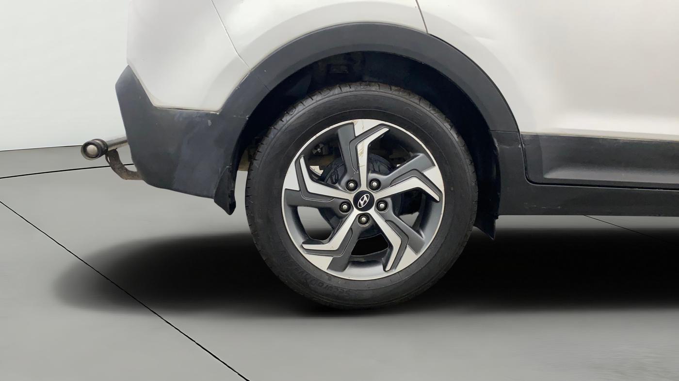 2019 Hyundai Creta SX 1.6 DIESEL DUAL TONE, Diesel, Manual, 74,949 km, Right Rear Wheel