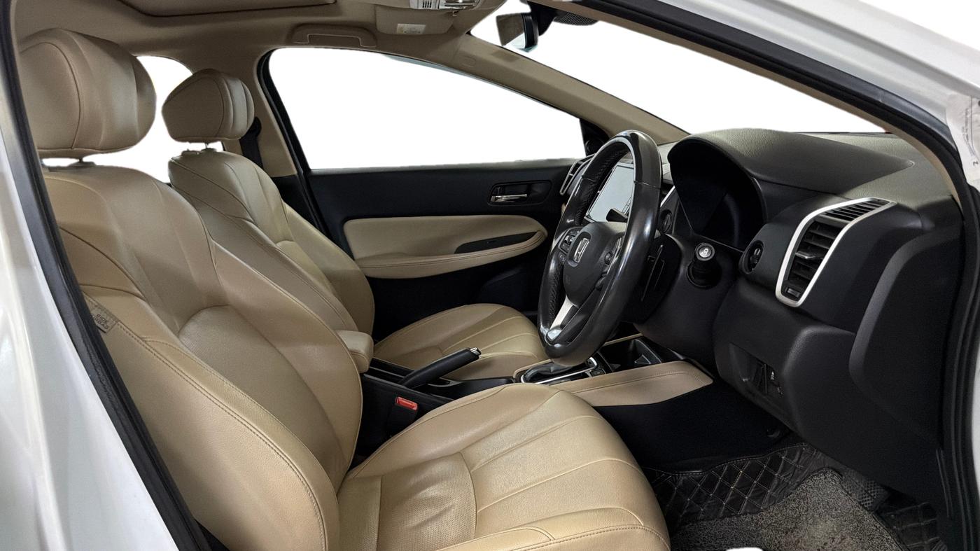2023 Honda City 1.5L I-VTEC ZX CVT, Petrol, Automatic, 58,188 km, Right Side Front Door Cabin