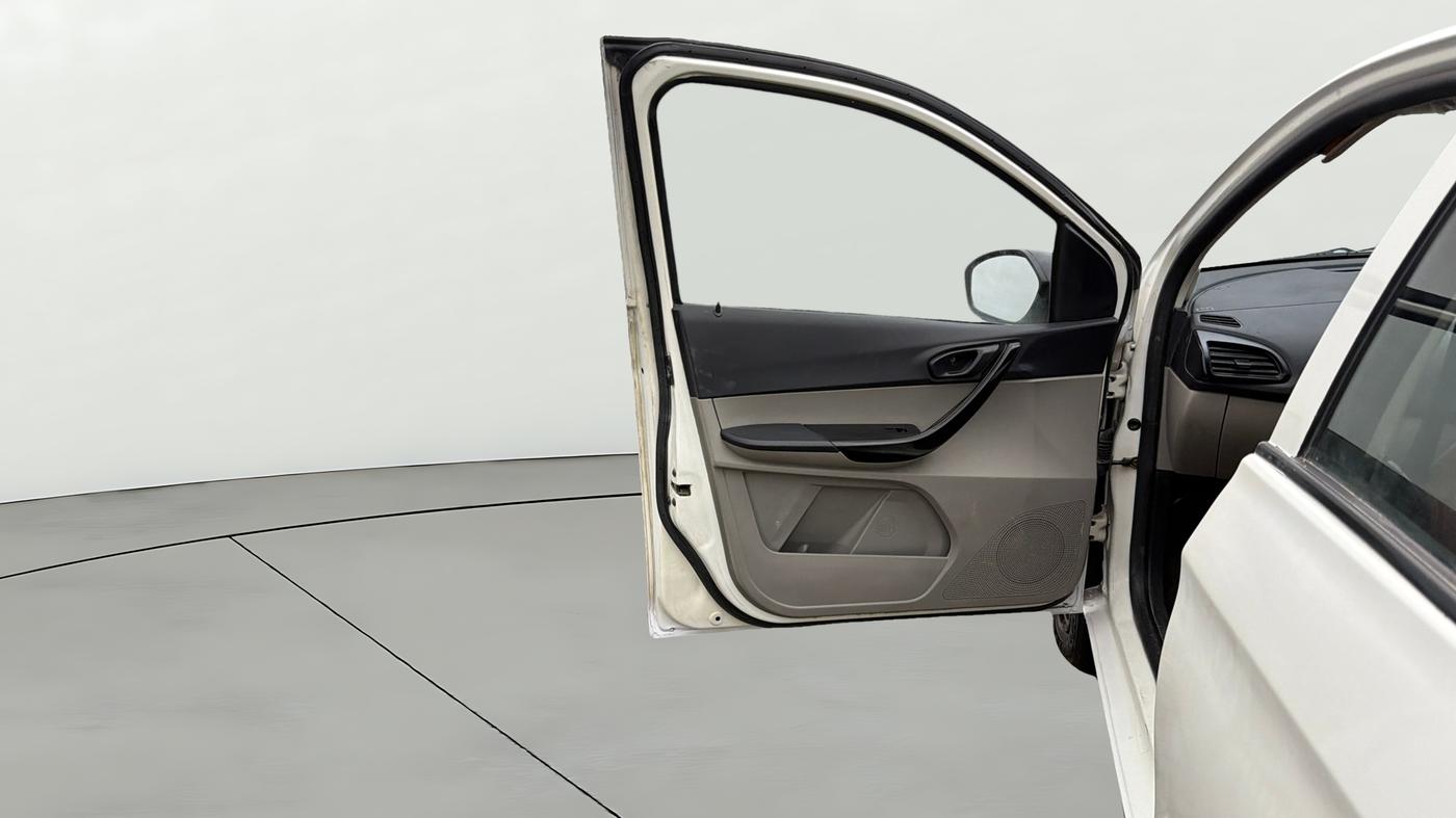 2019 Tata Tiago XZ PETROL, Petrol, Manual, 96,977 km, LHS Front Door
