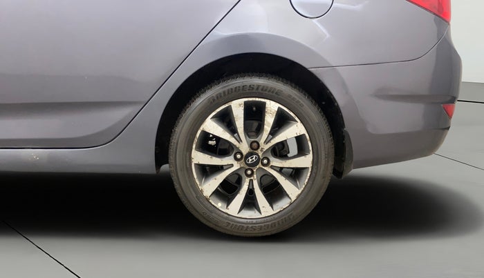 2013 Hyundai Verna FLUIDIC 1.6 VTVT SX, Petrol, Manual, 61,425 km, Left Rear Wheel