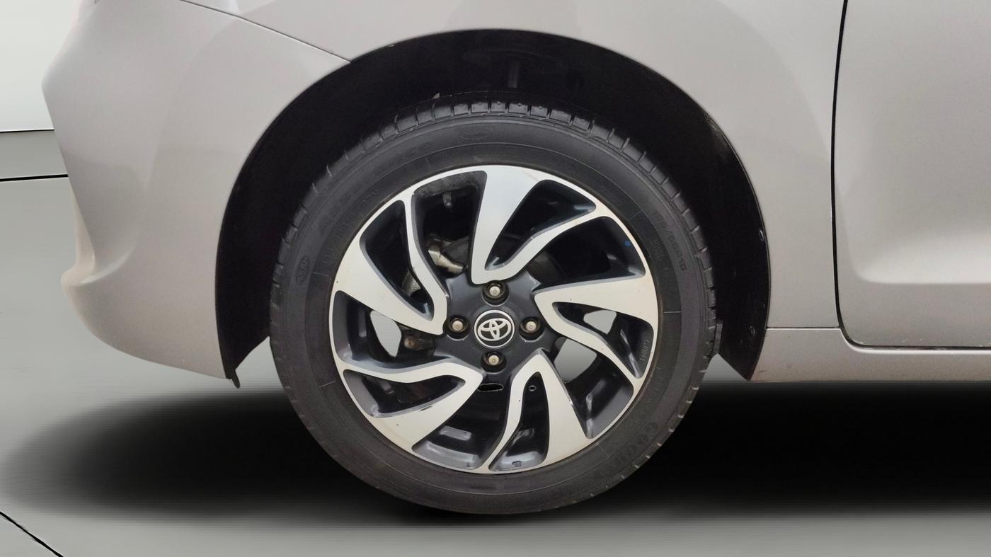2020 Toyota Glanza V CVT, Petrol, Automatic, 70,863 km, Left Front Wheel