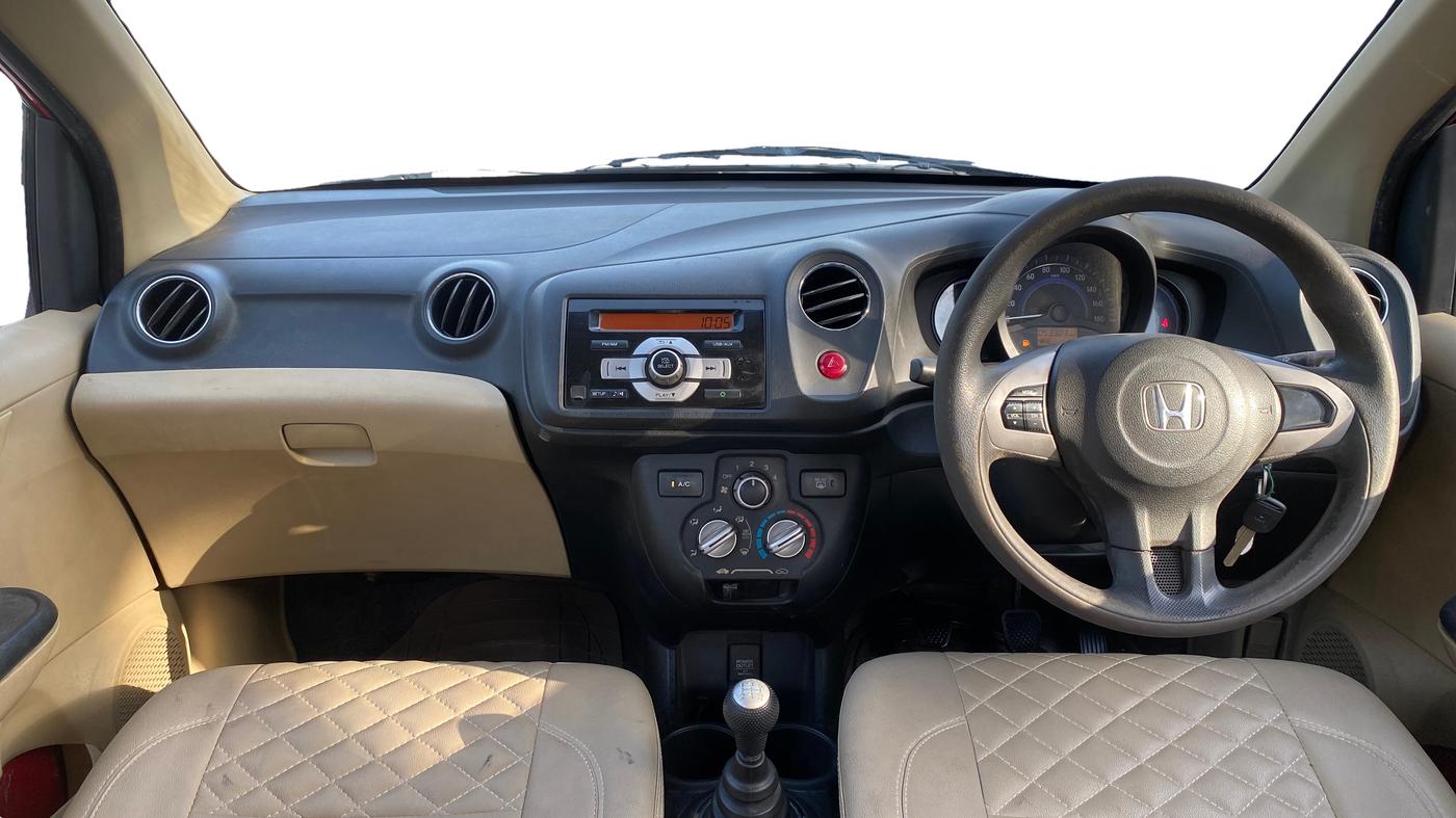 2015 Honda Brio S MT, Petrol, Manual, 53,094 km, Dashboard