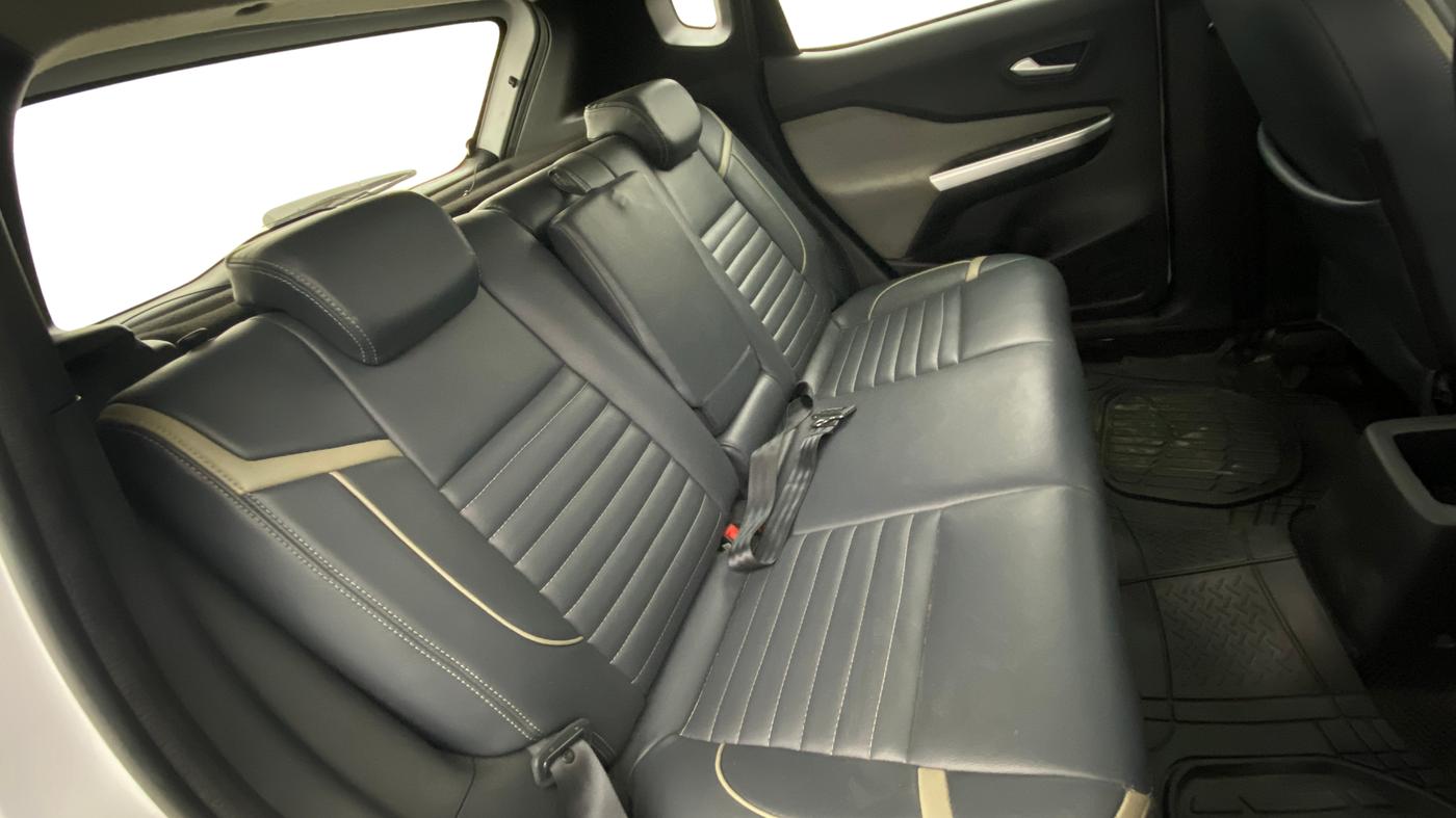 2021 Nissan MAGNITE XV TURBO, Petrol, Manual, 44,794 km, Right Side Rear Door Cabin
