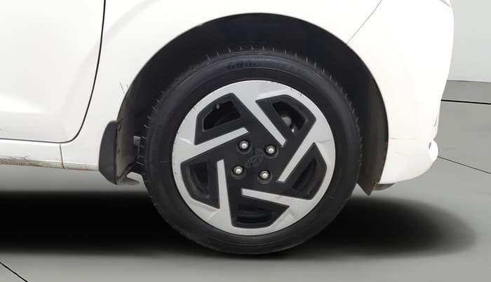 2025 Hyundai GRAND I10 NIOS SPORTZ 1.2 KAPPA VTVT CNG, CNG, Manual, 14,548 km, Right Front Wheel