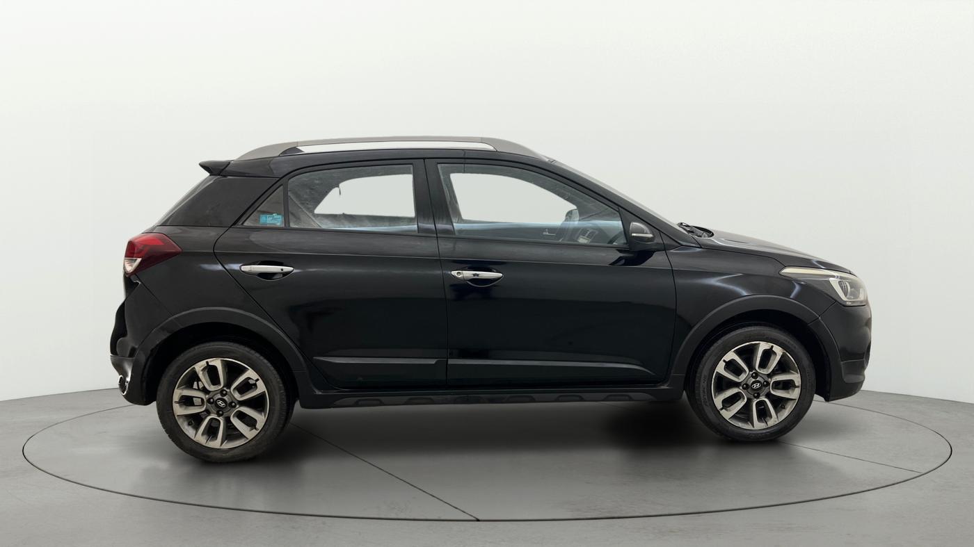 2015 Hyundai i20 Active 1.4 S, Diesel, Manual, 1,25,285 km, Right Side View