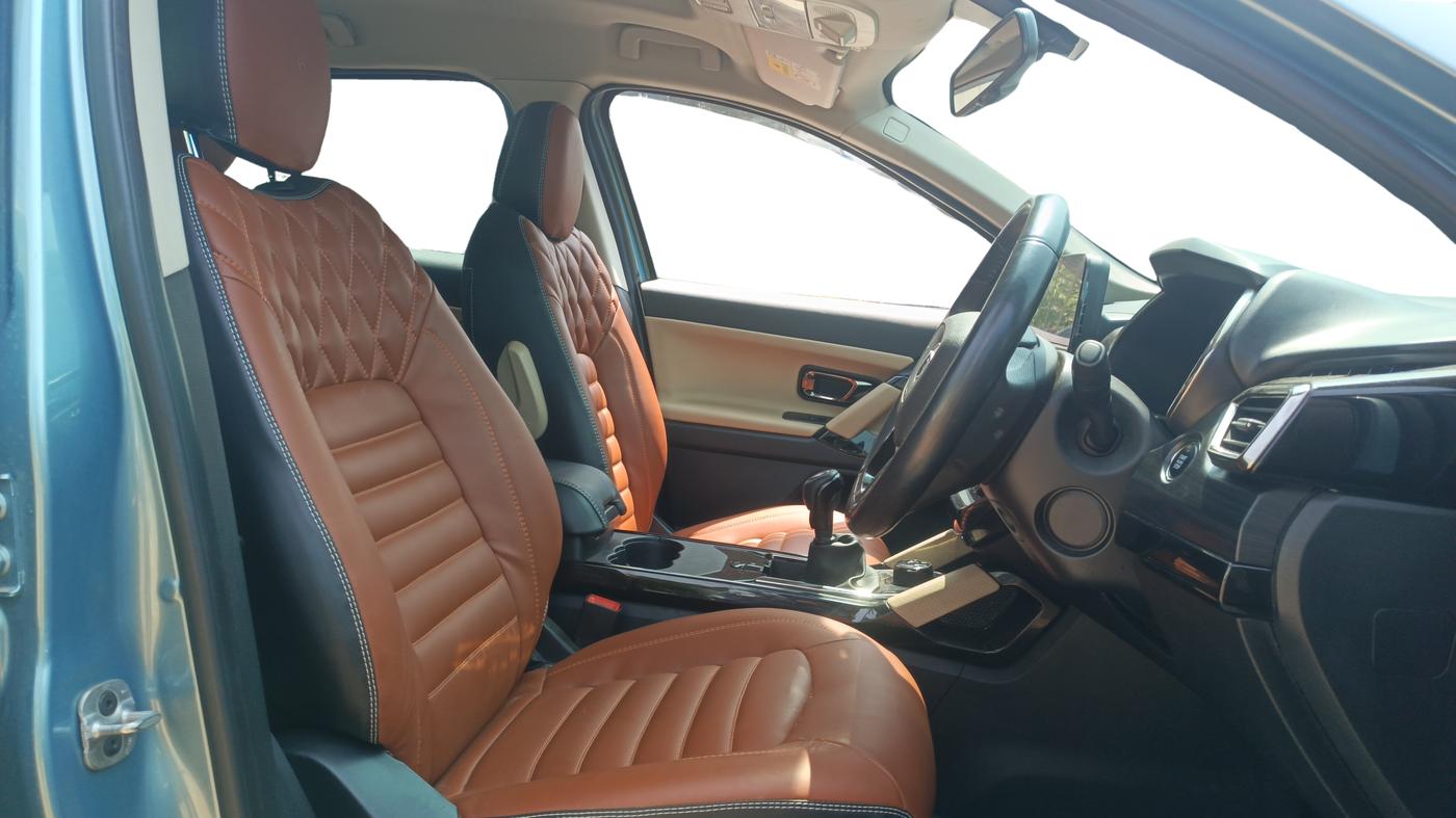 2021 Tata Safari XZ PLUS 6 S, Diesel, Manual, 38,740 km, Right Side Front Door Cabin