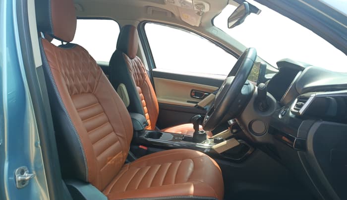 2021 Tata Safari XZ PLUS 6 S, Diesel, Manual, 38,740 km, Right Side Front Door Cabin