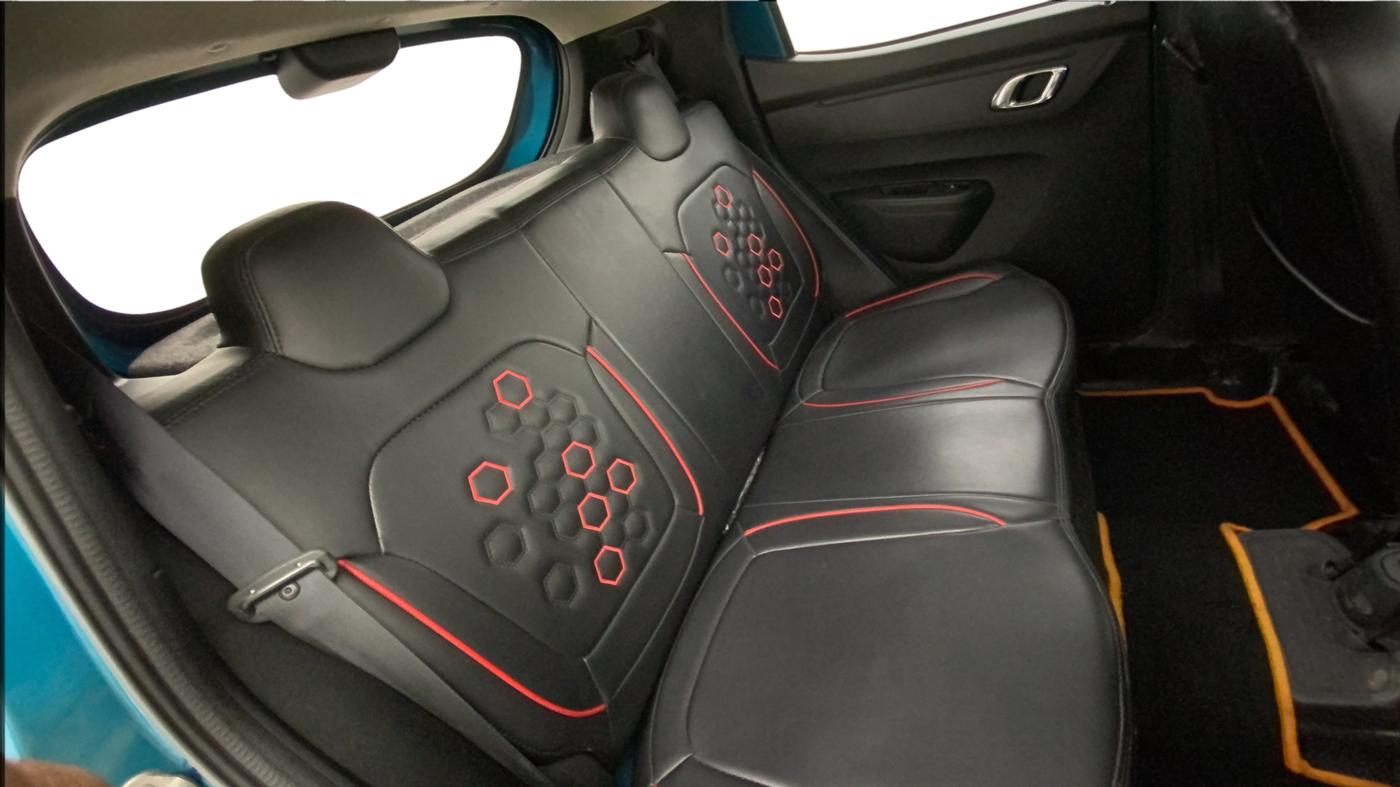 2024 Renault Kwid CLIMBER MT 1.0, Petrol, Manual, 19,171 km, Right Side Rear Door Cabin