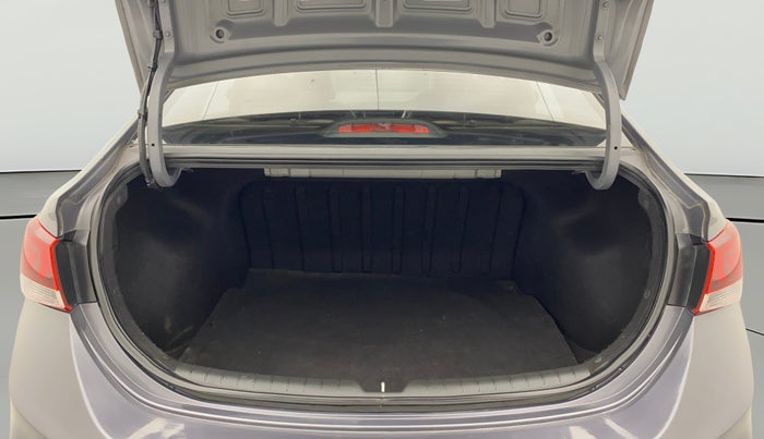 2017 Hyundai Verna 1.6 VTVT SX O, Petrol, Manual, 40,775 km, Boot Open Zoomed View