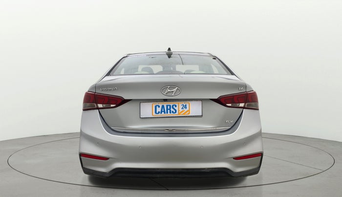 2019 Hyundai Verna 1.6 VTVT SX, Petrol, Manual, 82,873 km, Back/Rear