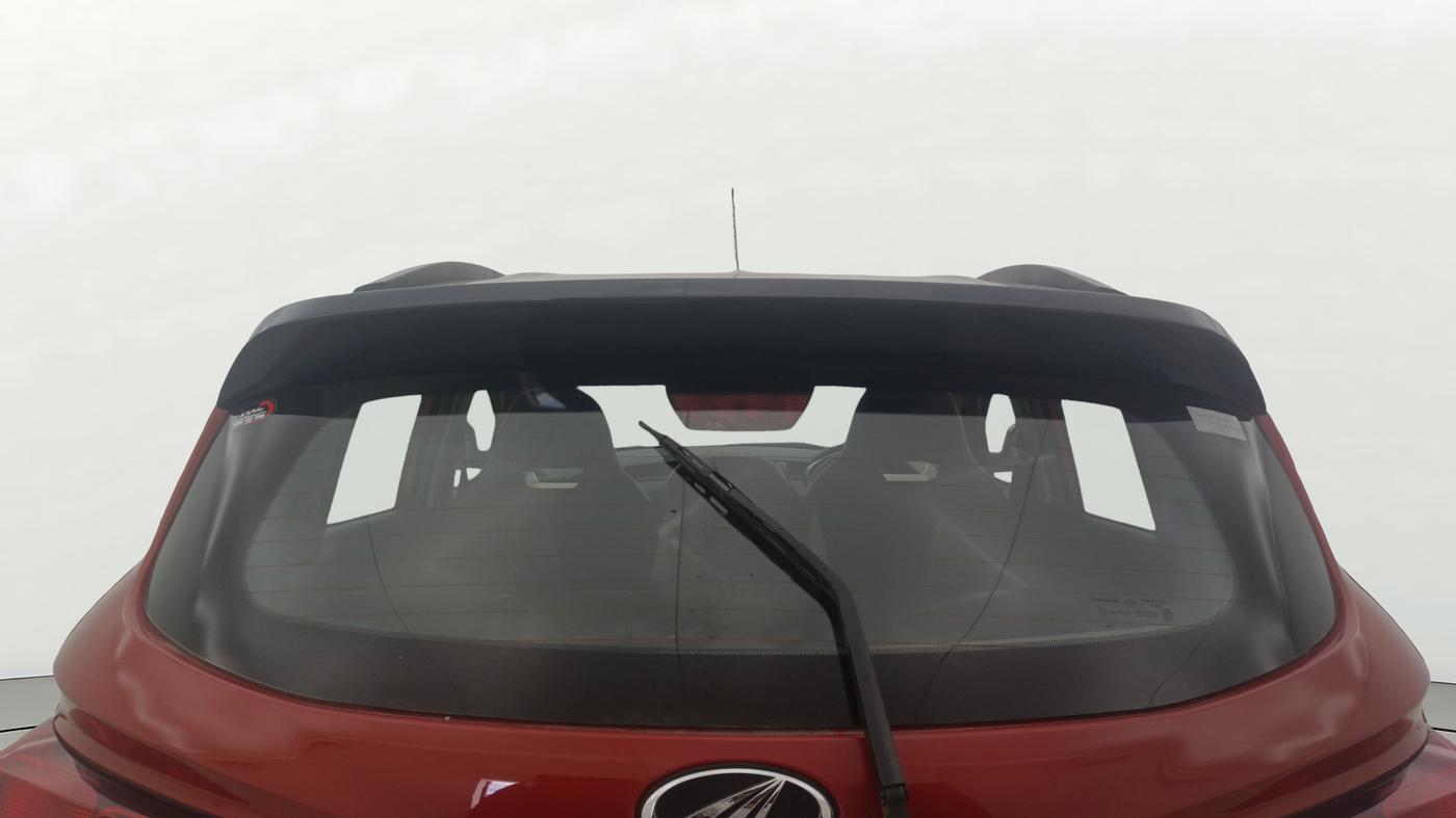 2017 Mahindra Kuv100 K8 6 STR, Petrol, Manual, 30,211 km, Rear Windshield