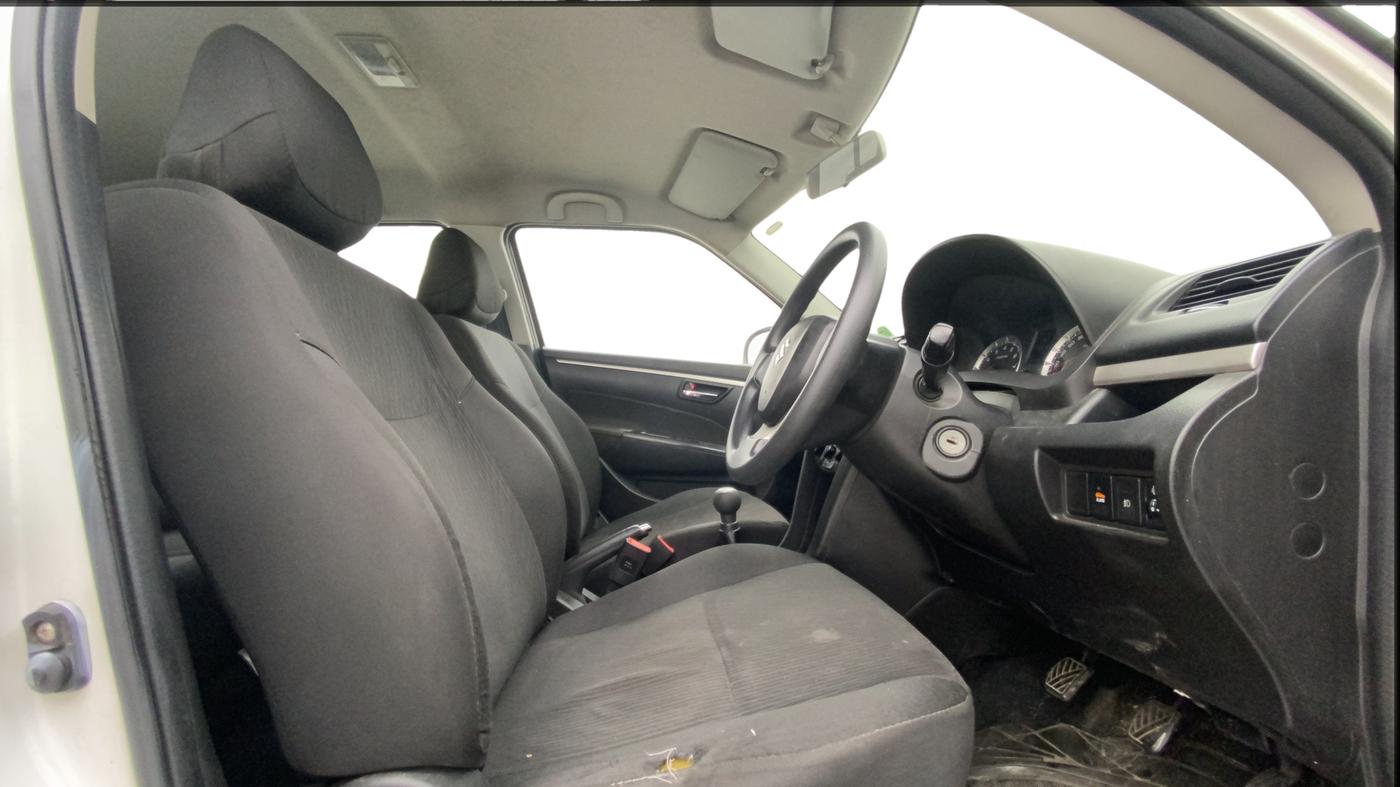 2015 Maruti Swift VXI, Petrol, Manual, 46,984 km, Right Side Front Door Cabin